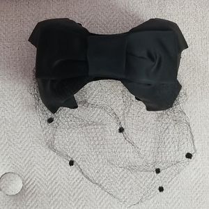 Vintage black silk headband/hat with veil